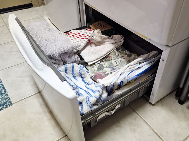 Dryer drawer safe spot for Portia